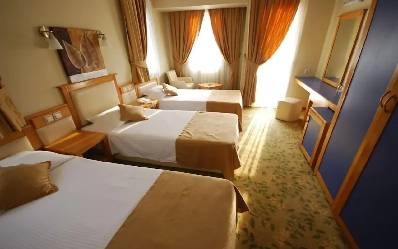 Standard Üç Kişilik Oda